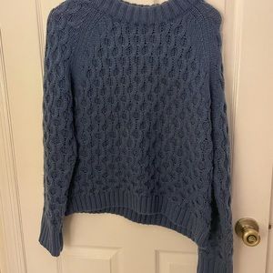 Chunky, blue cropped sweater